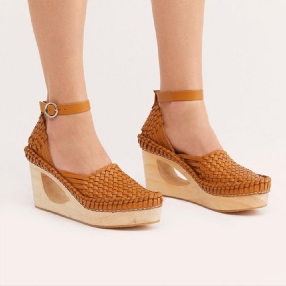 Free People Teagan Huarache Clog Wedge Size 39